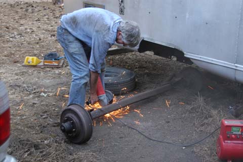 080913-7044_Axle_cutting