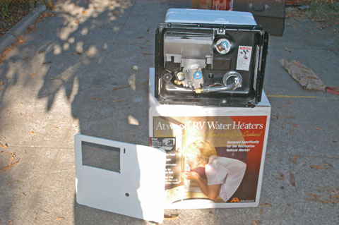 080924-7301_New_water_heater