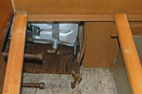 080924-7312_Half-way_in