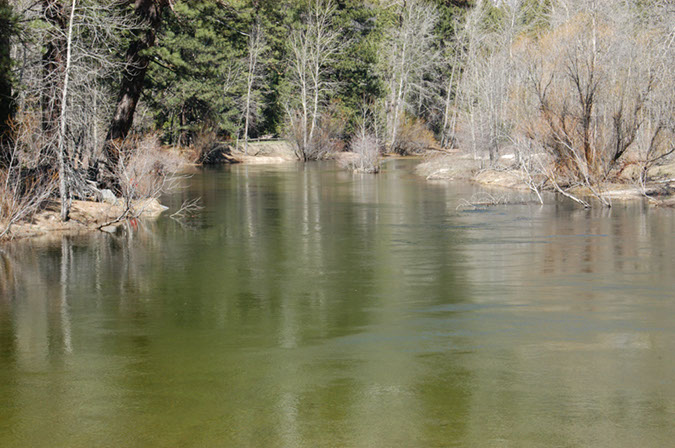 090328-8772_From_Swinging_Bridge