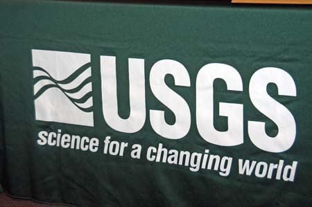 051012-2512_USGS_banner