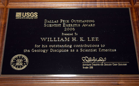 070302-0521_Lee_award