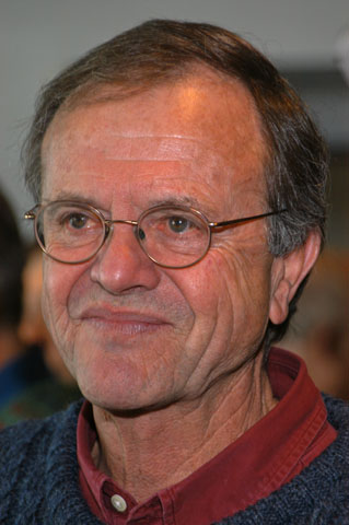 070302-0588_Keith_Howard