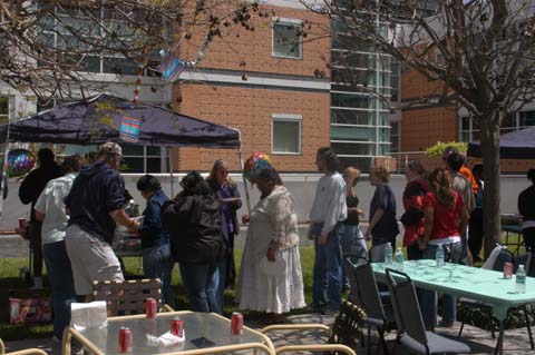 080429-5702_Crowd_scene