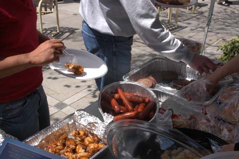 080429-5706_Feast