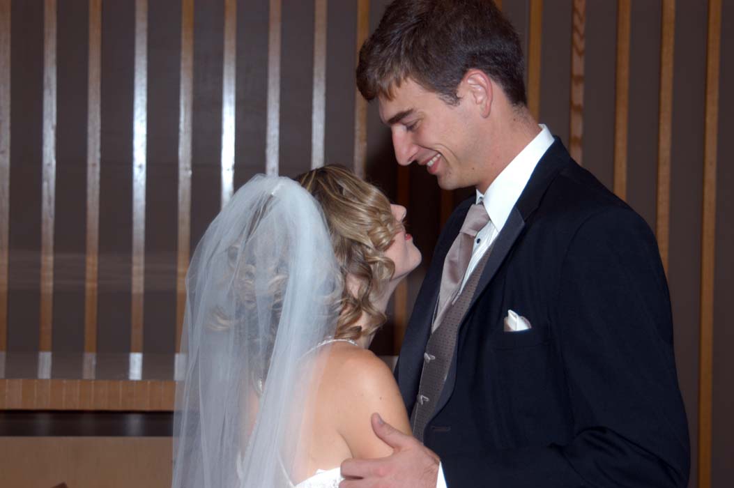 050903-064_Sara_and_Justin