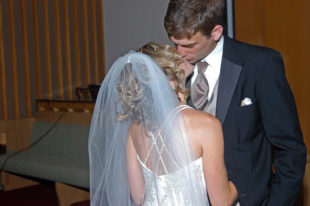 050903-069_Sara_and_Justin