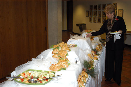 051230-4692_Reception