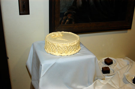 051230-4693_Cake
