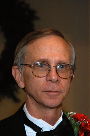 051230-4794_Bob