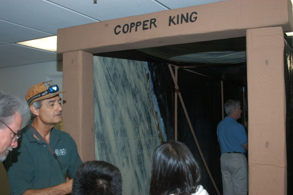 090515-9373_Mining_exhibit