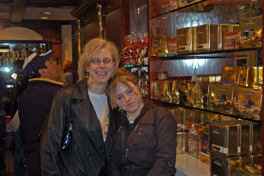 070225-0435_Janet_visit