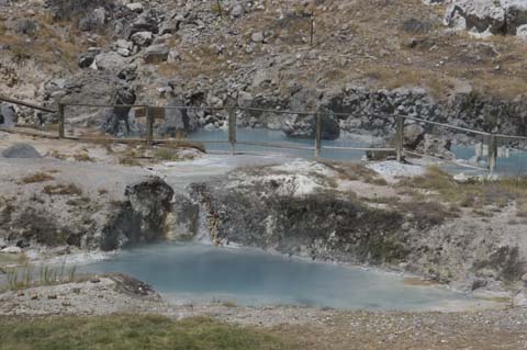 070806-1854_Hot_Creek