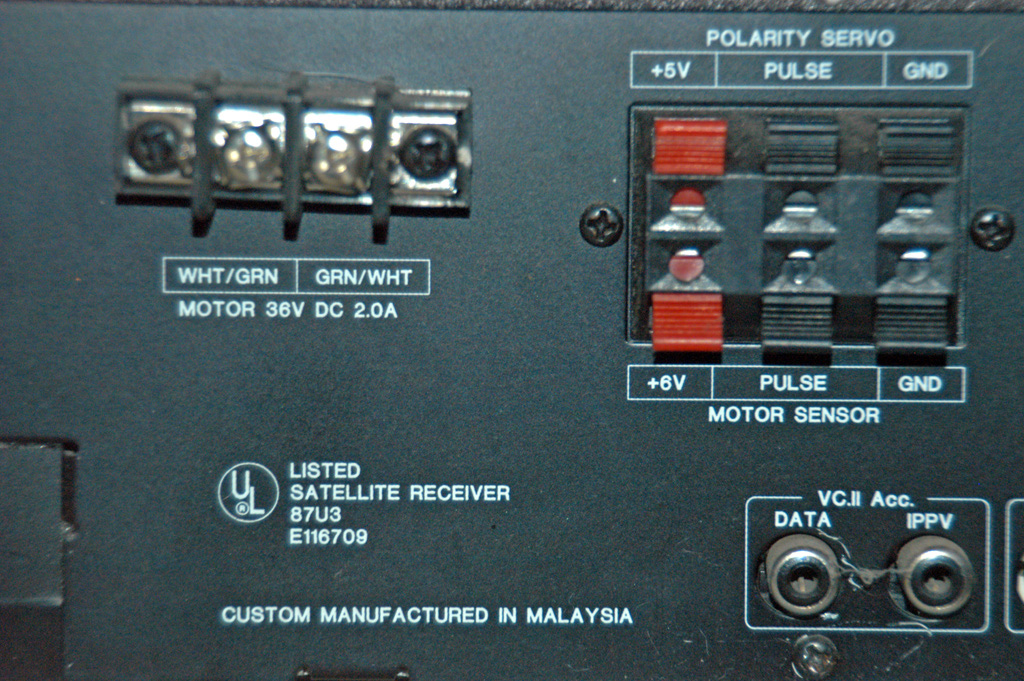081128-8283_Dish