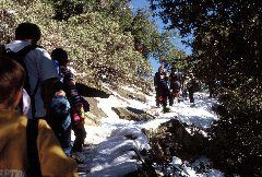 031104B-19_Snow_trail