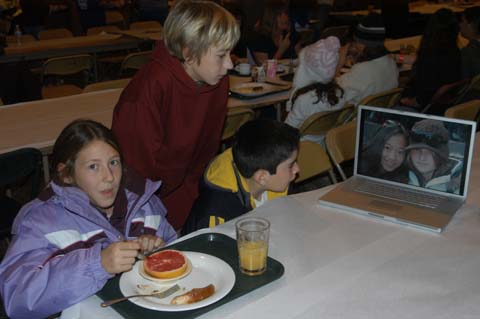 061107-9033_Watching#10212