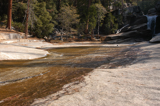 071108-3826_YI