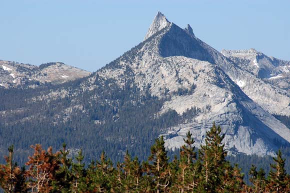050805-0818_Cathedral_Peak